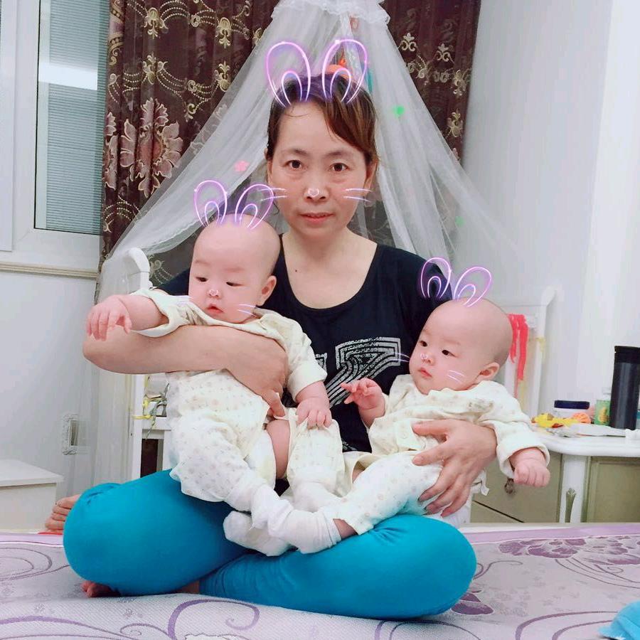 月嫂，育婴师，母婴护理