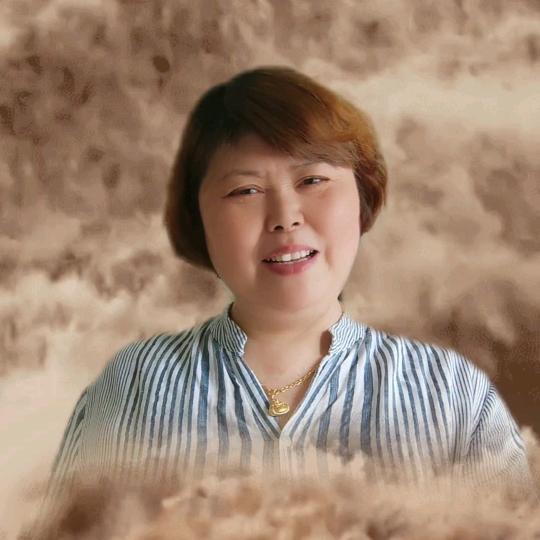 陆陆奶奶