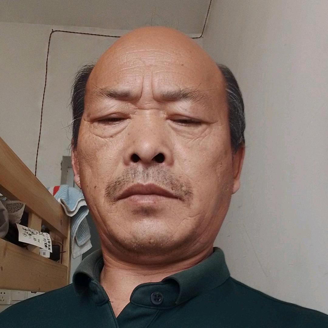莫建国
