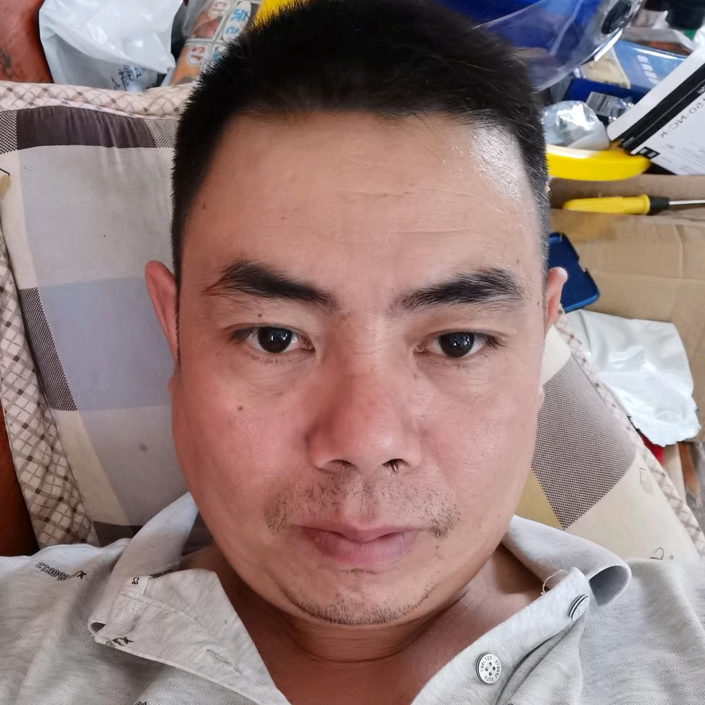 黄华