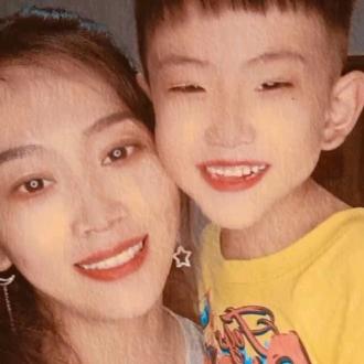 多多妈（橱窗里有好物）