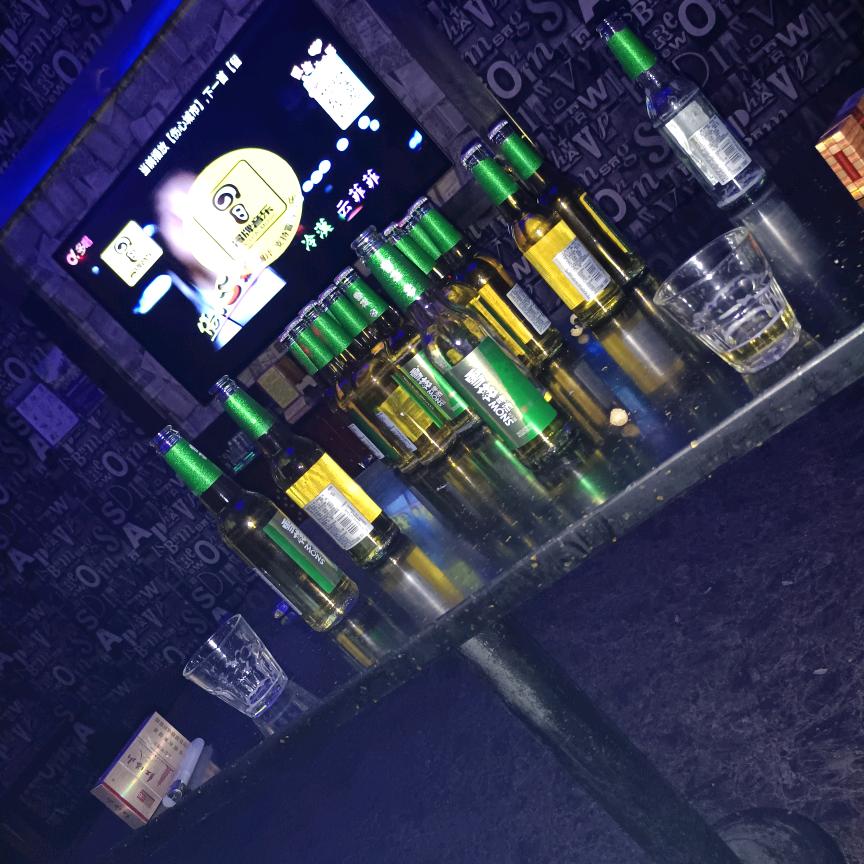 一米四，小许꧁༺๑未来靠自己๑༻꧂