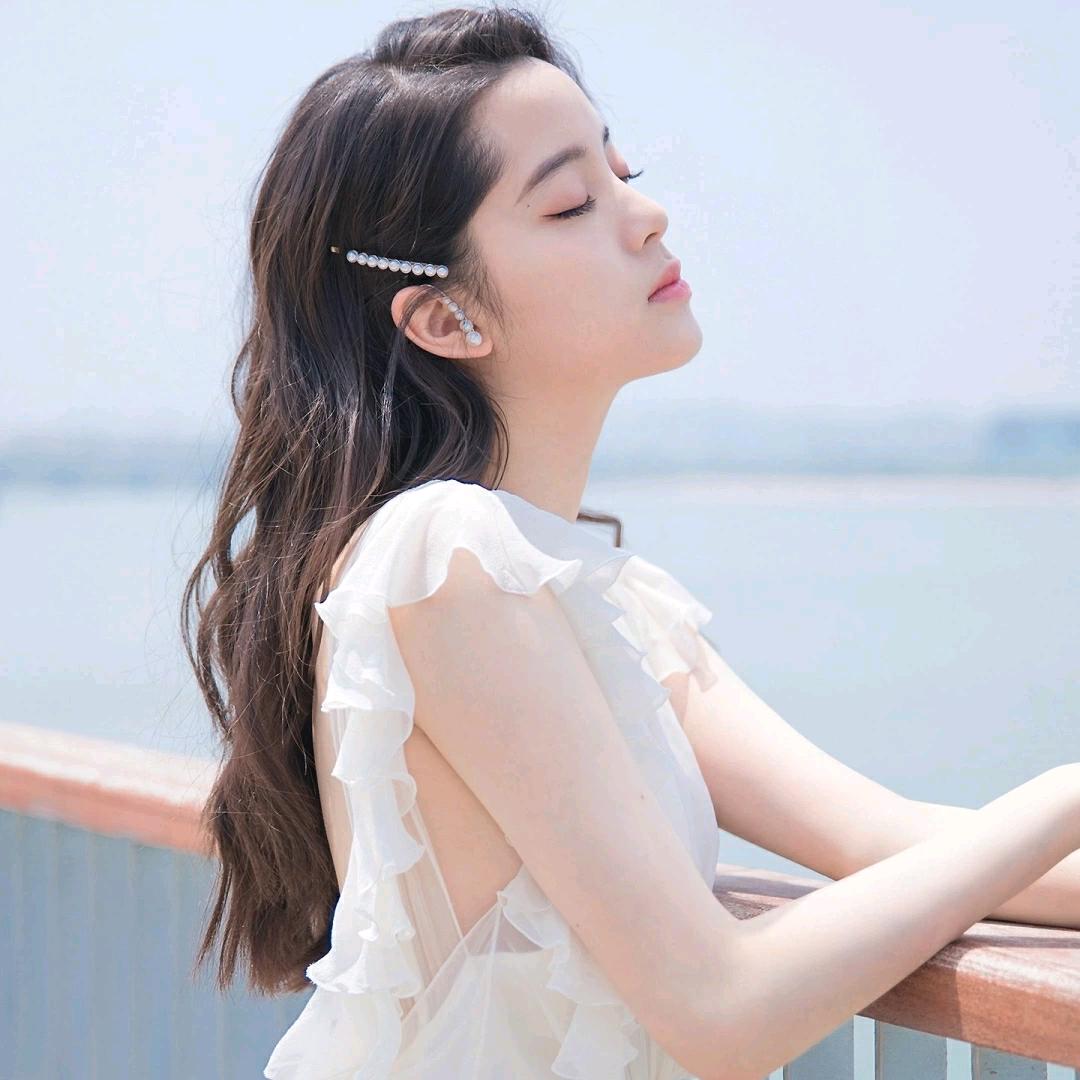 金秋服饰🌹✨