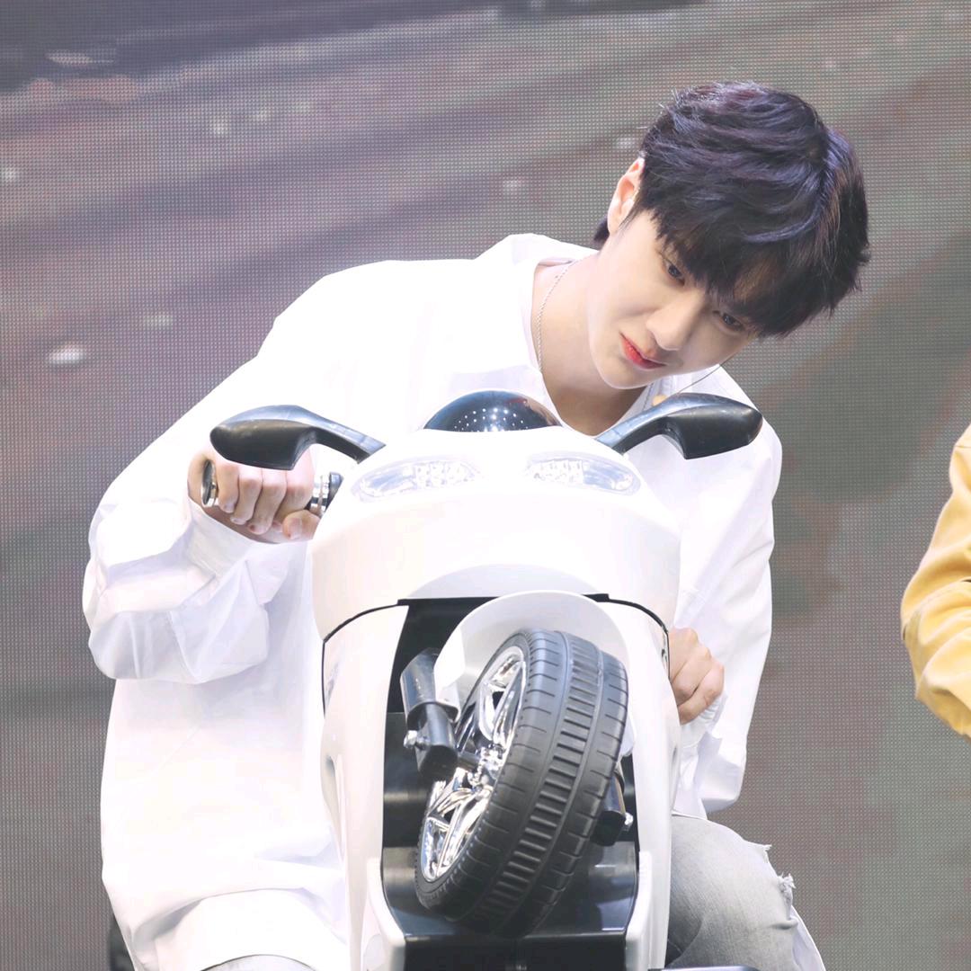 🍀ঞ꯭ᩚℒℴѵℯ⁹⁹🍀