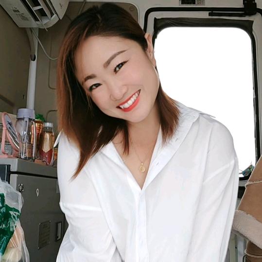 工地小姐姐。