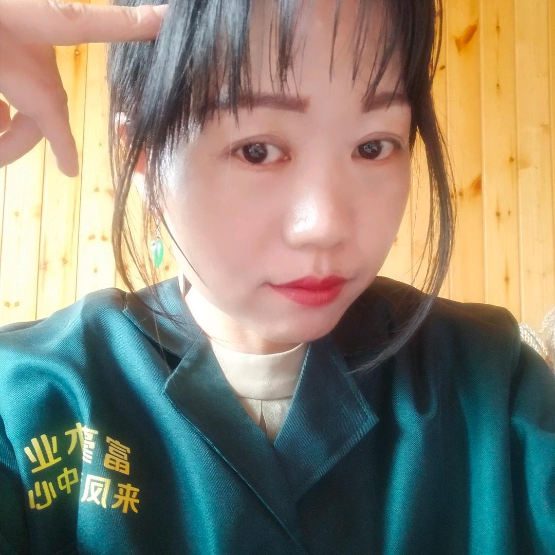 来凤女木工芳妹紫
