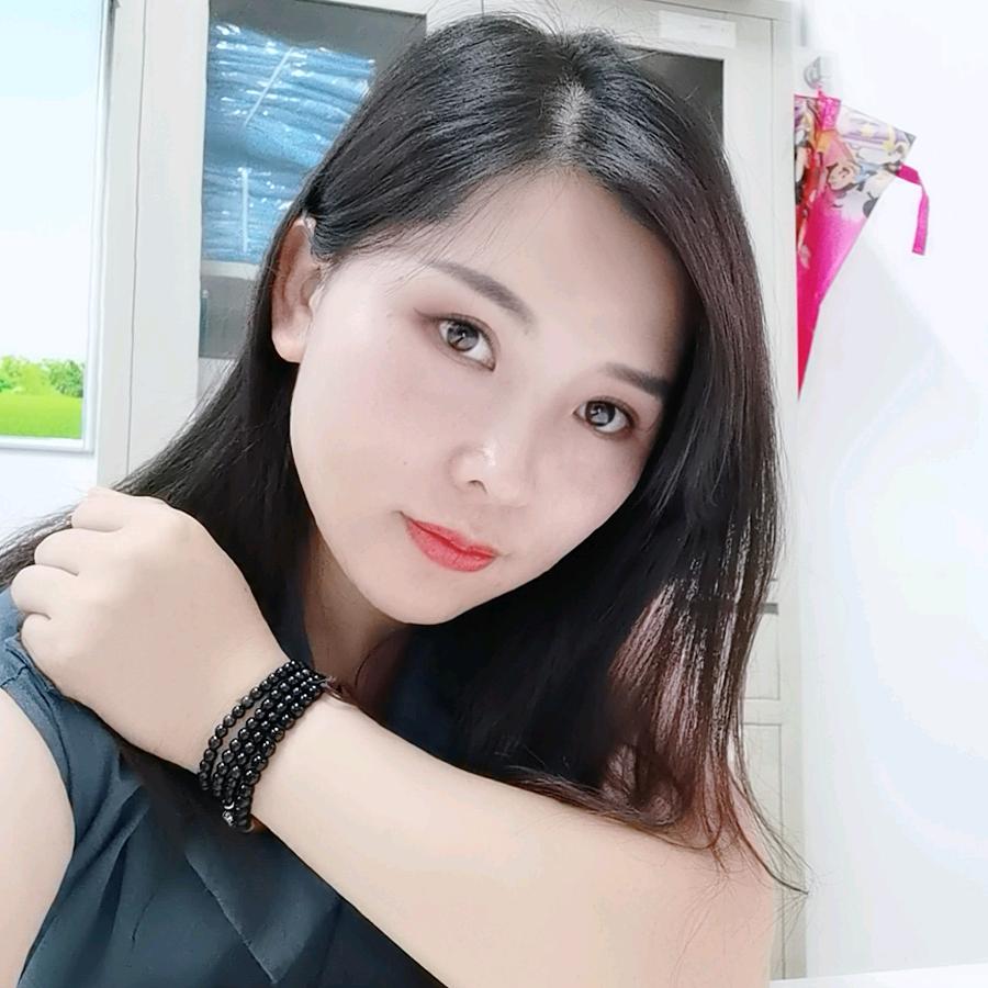 黄容在宜春做通讯