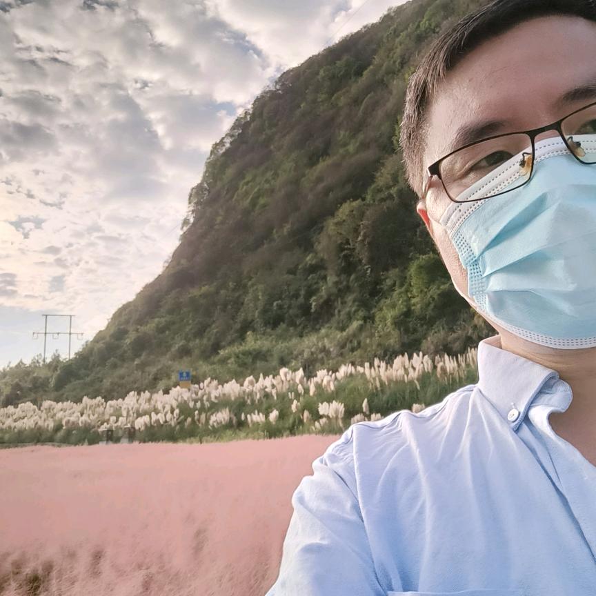 黔山寓人
