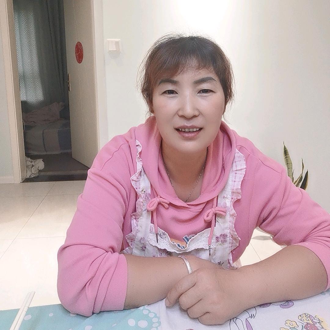 广阔云际有晚霞