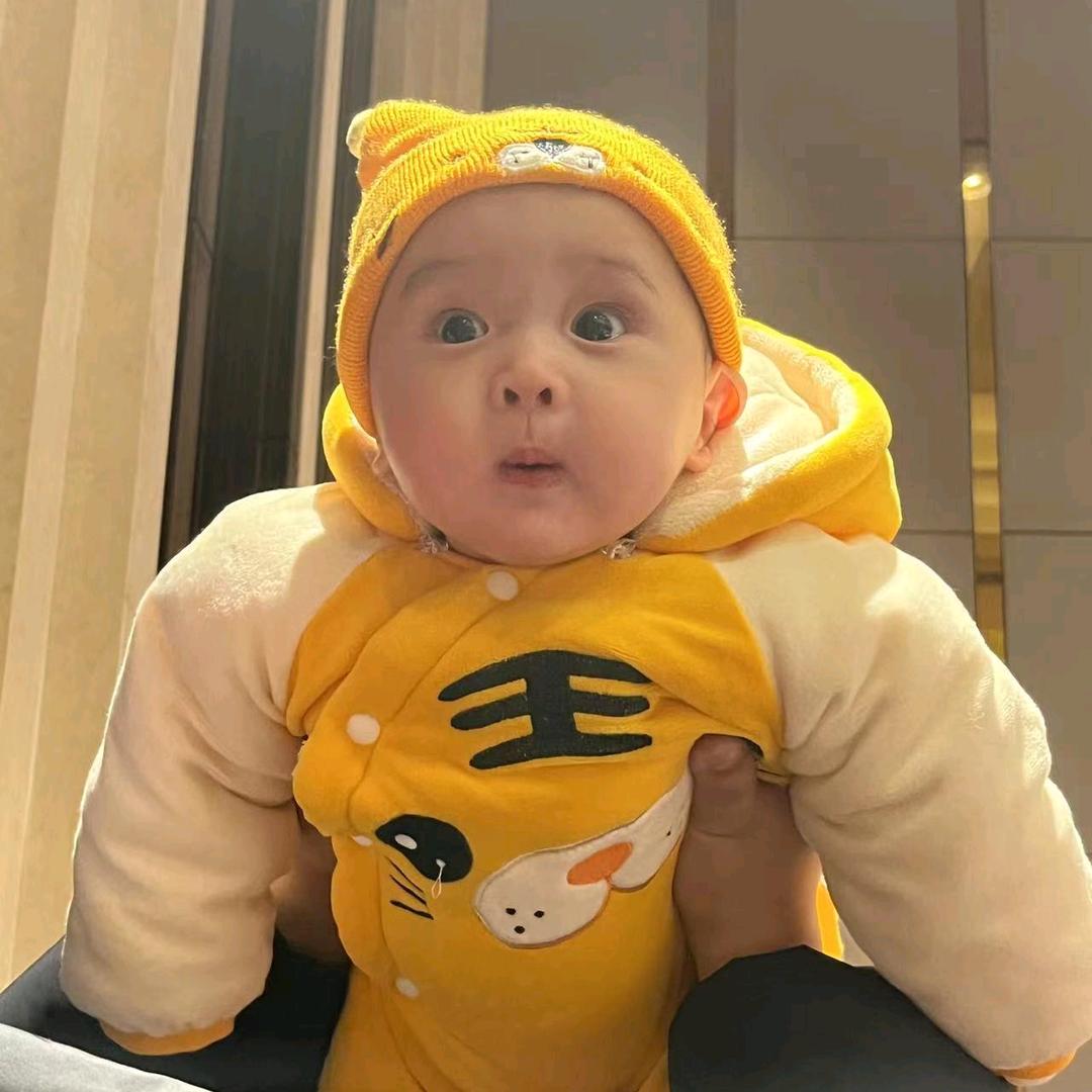 zy..