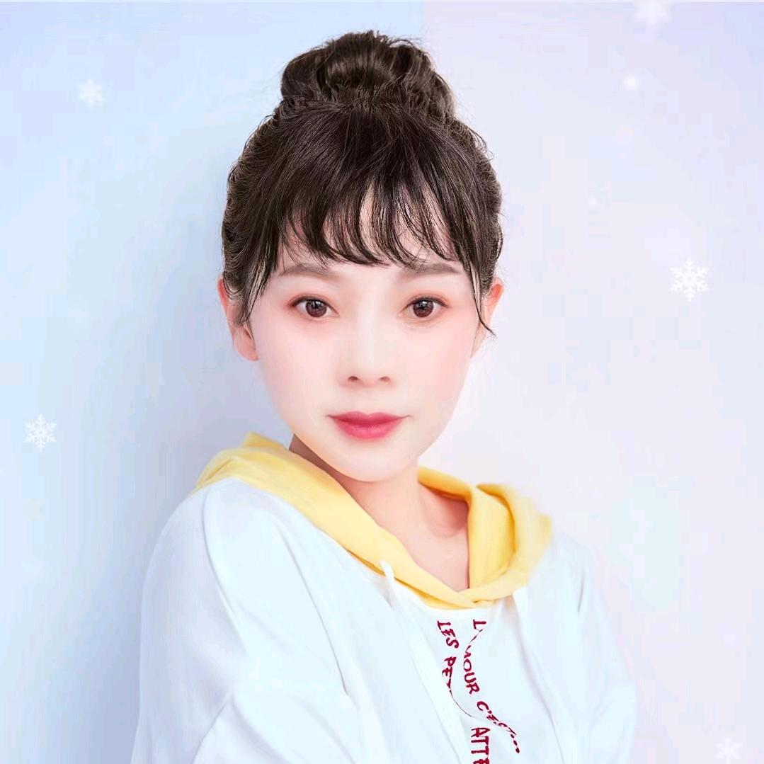 依 依