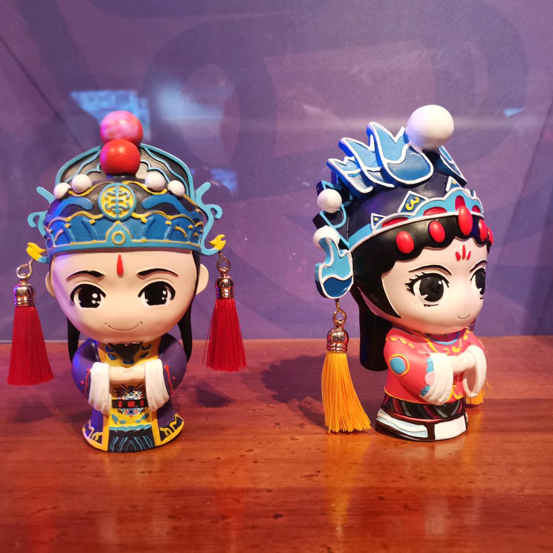 银银盛辉
