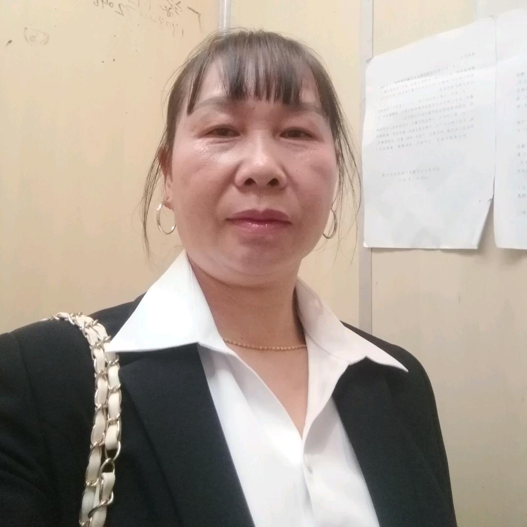 红梅维鼓唢呐队