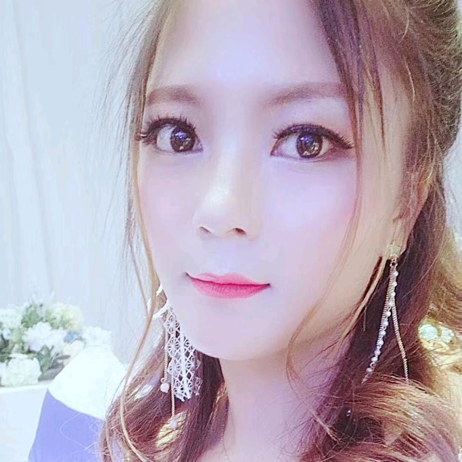 瑞轲雅美肤中心(云报华府店)