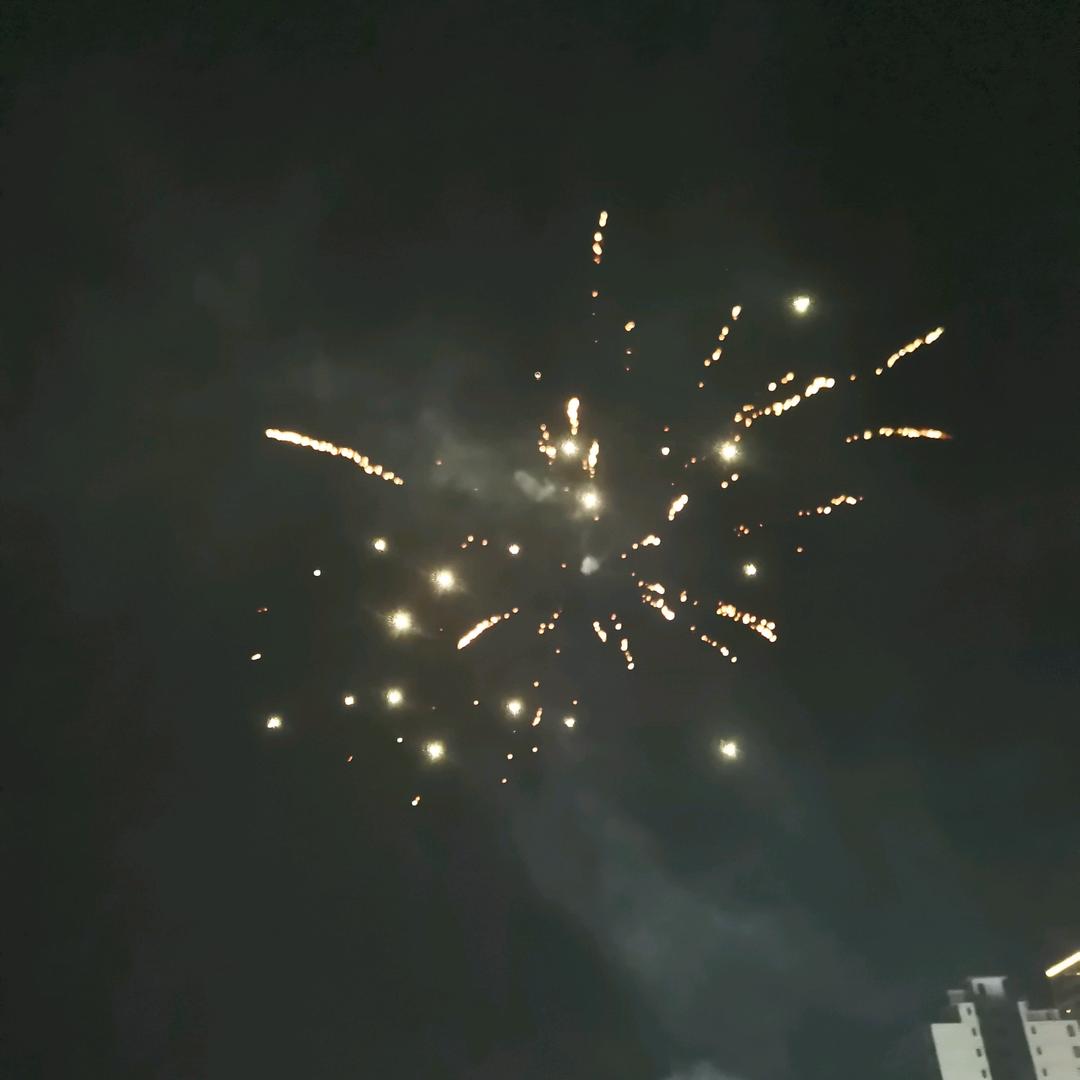 🌎🌍🌏🌕🌖🌗🌚