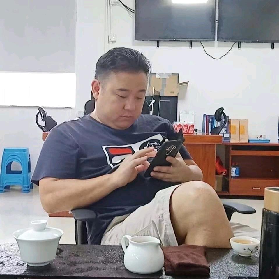 水贝大表哥