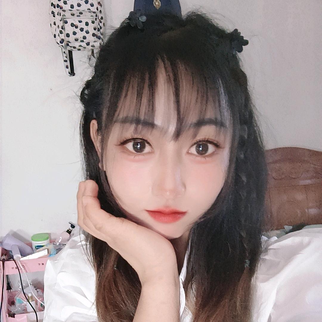 对方正在长头发