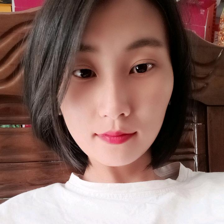 休尚服装店