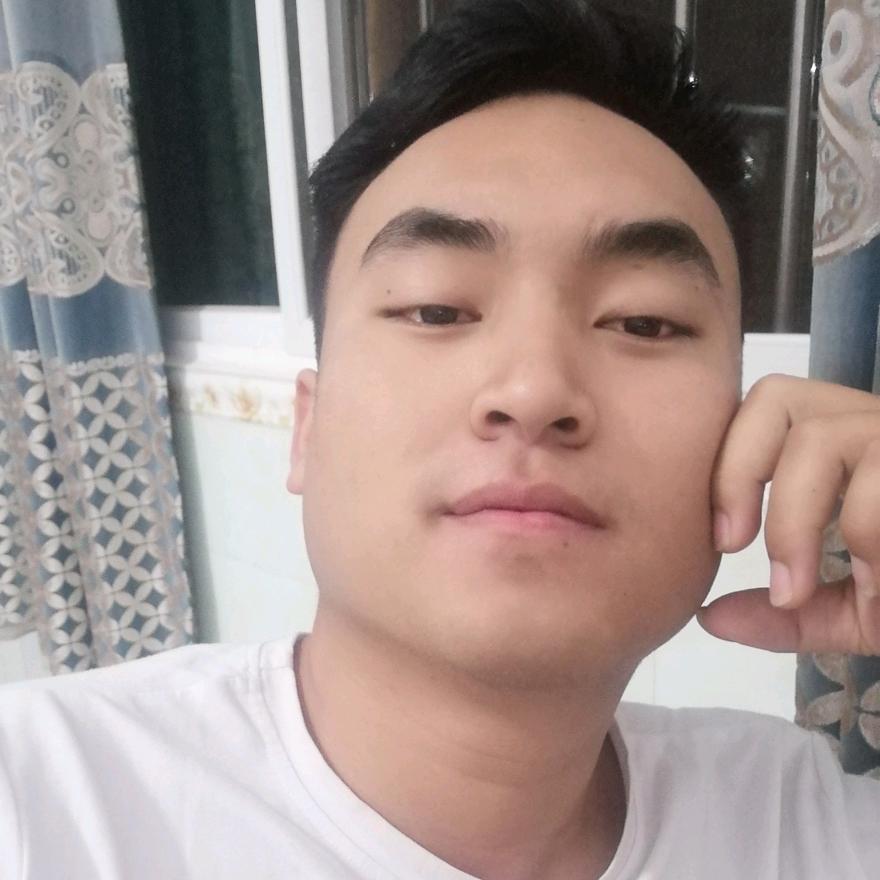 别人家的男孩吉。