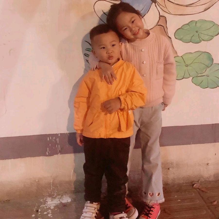 李奕鸣吖