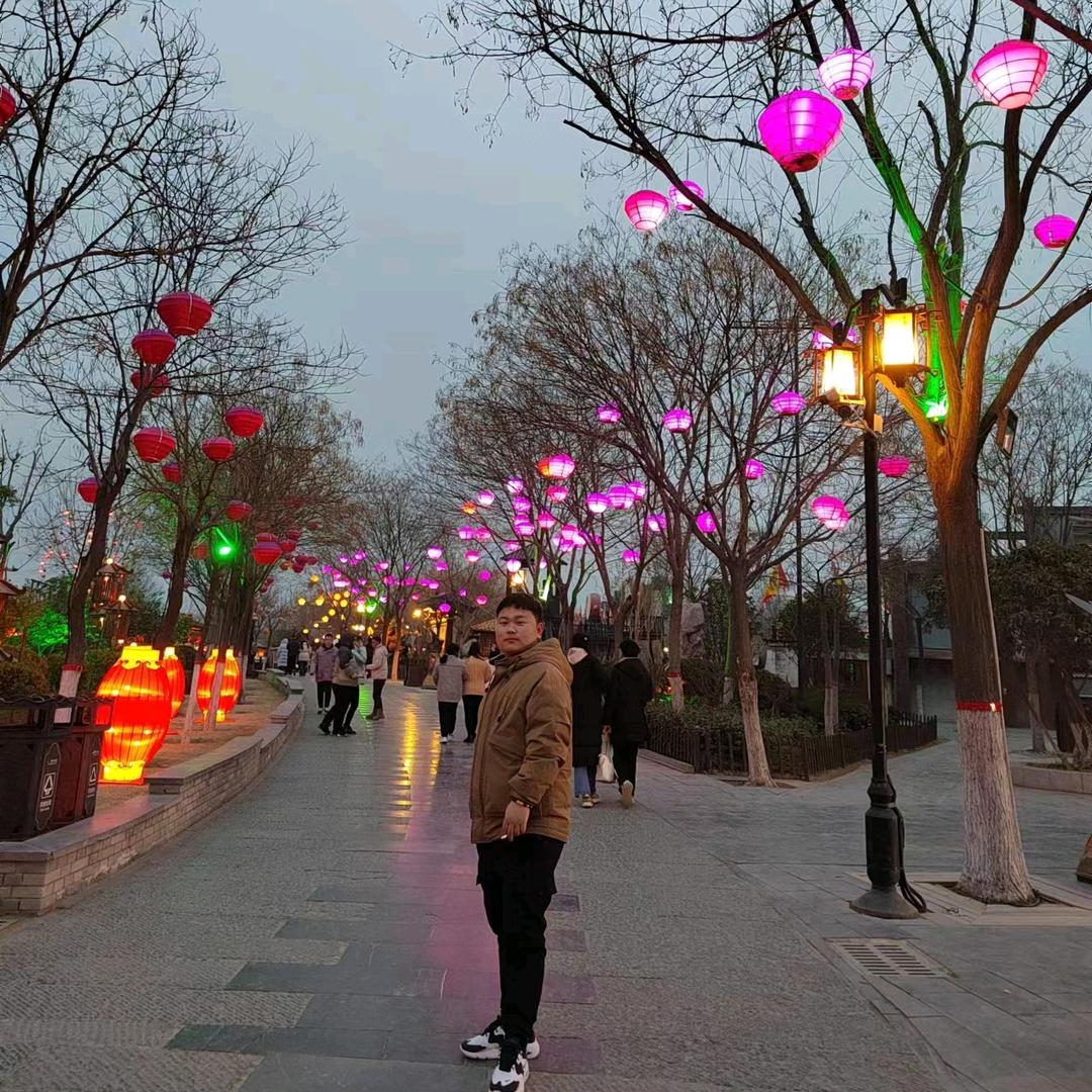 酷客酸辣粉铁板烤鸭卷饼