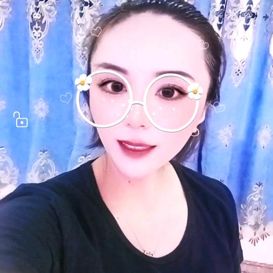 芳芳爱跳舞