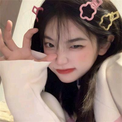 我是娜娜吖