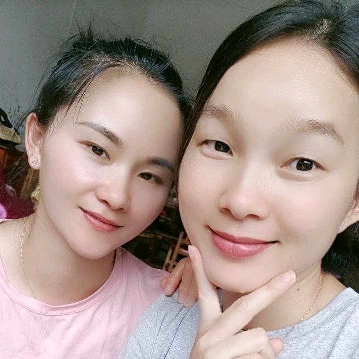 调皮小姑子与老实嫂子