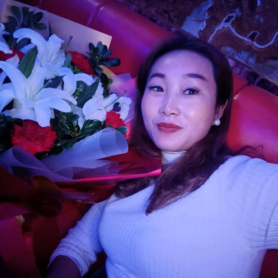 李恋