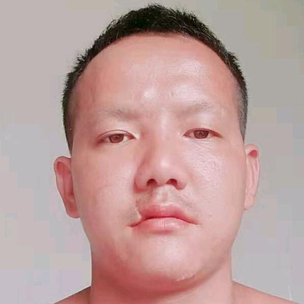 小蒋，寂寞的人生