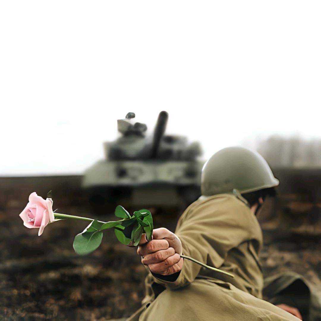 瘦不拉几的老爷们。