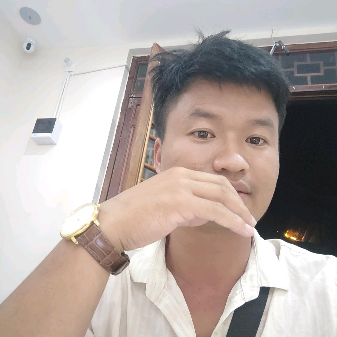 哈尼歌手→张艺