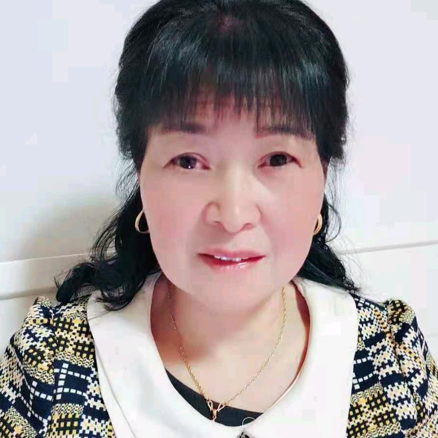 青青爱唱歌（晚上17:50直播）