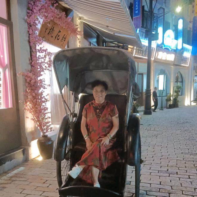 阿芳