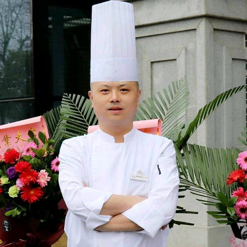 秦韵博瑞餐饮管理～老范