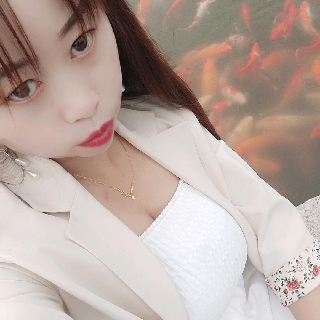 再累也要微笑的去面对每一个人。