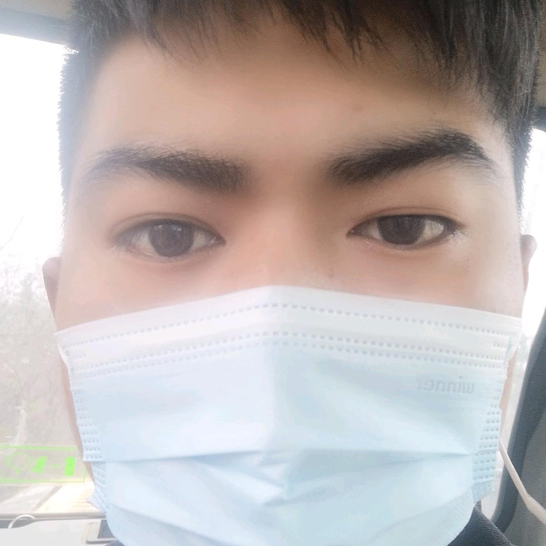 良毅（开挖机）
