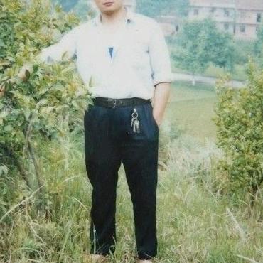 冬梅昂首万年春
