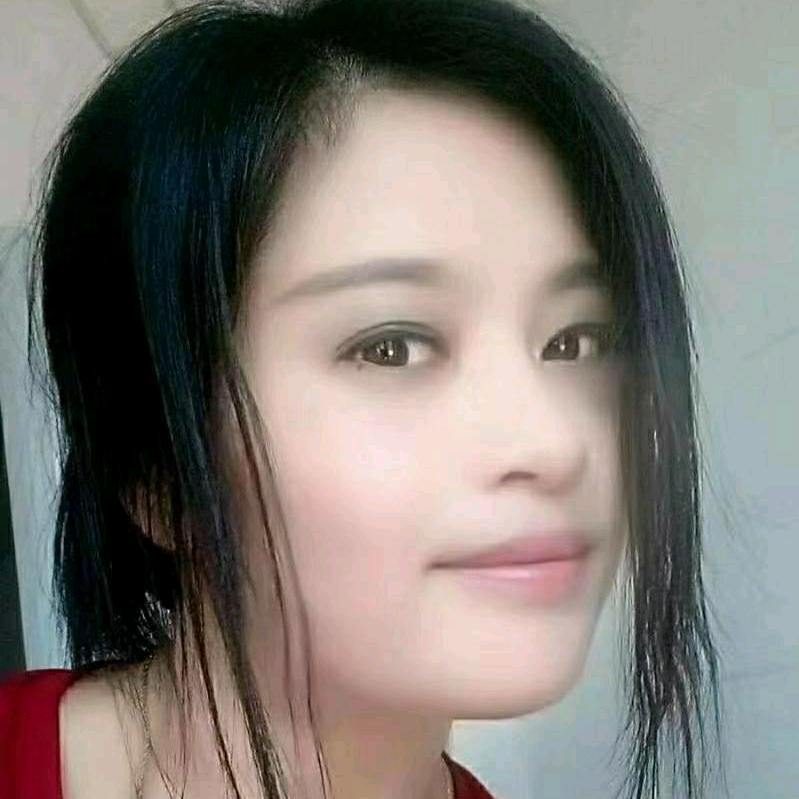 稳稳，驾校女教练