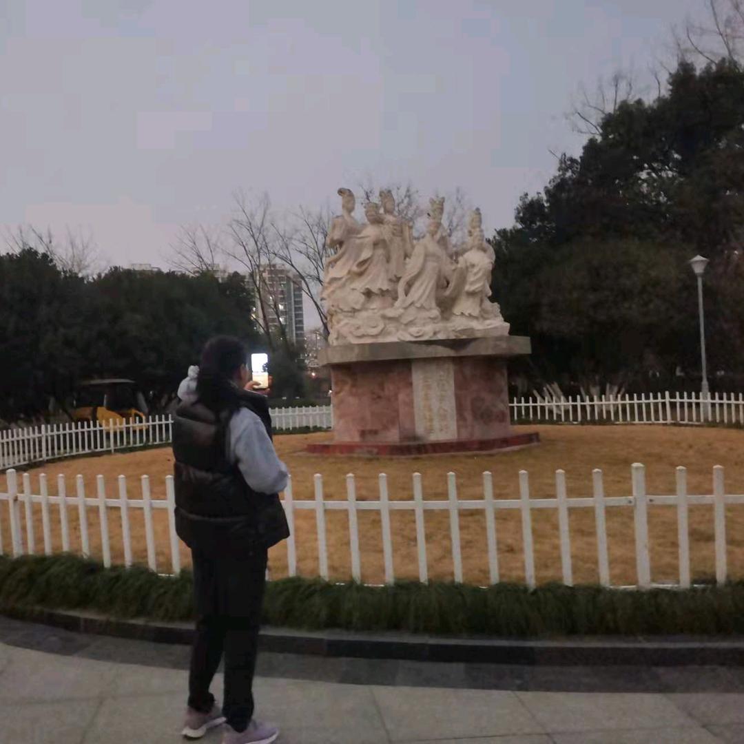 深秋，🐯¹⁹₇₄王℘࿐