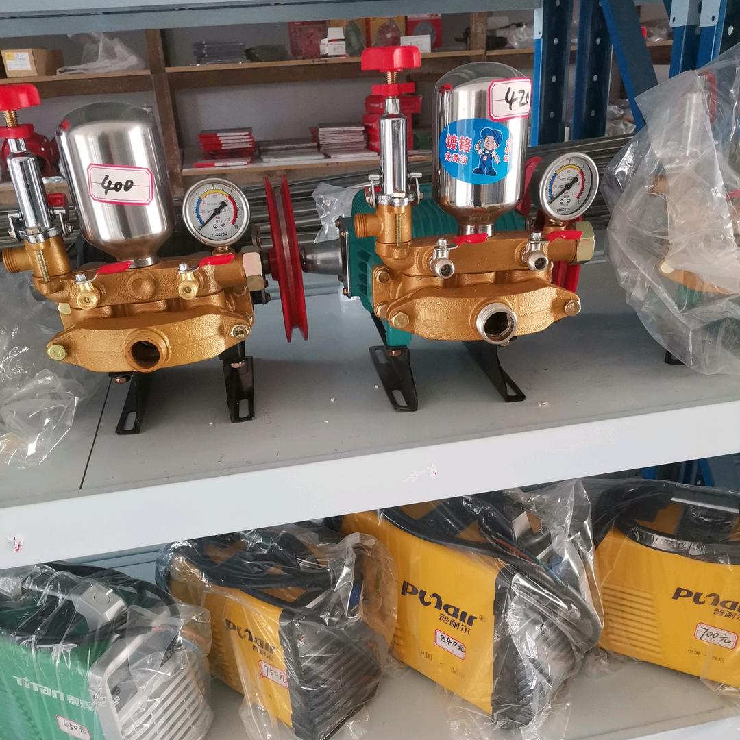 45团老何五金劳保店