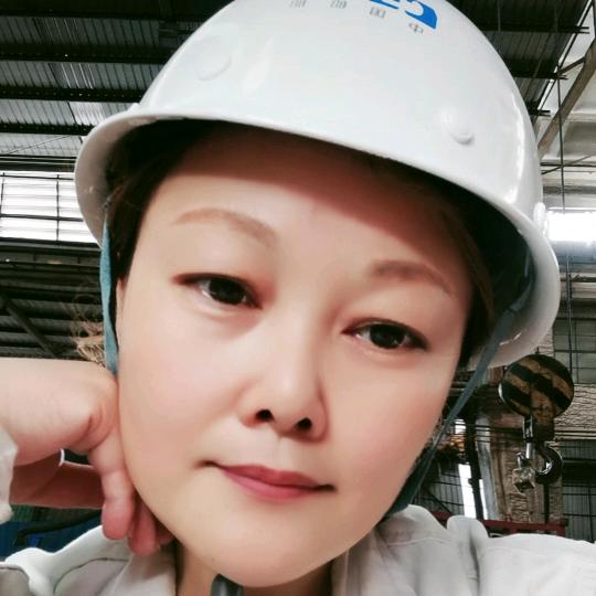 船厂女焊工玲姐