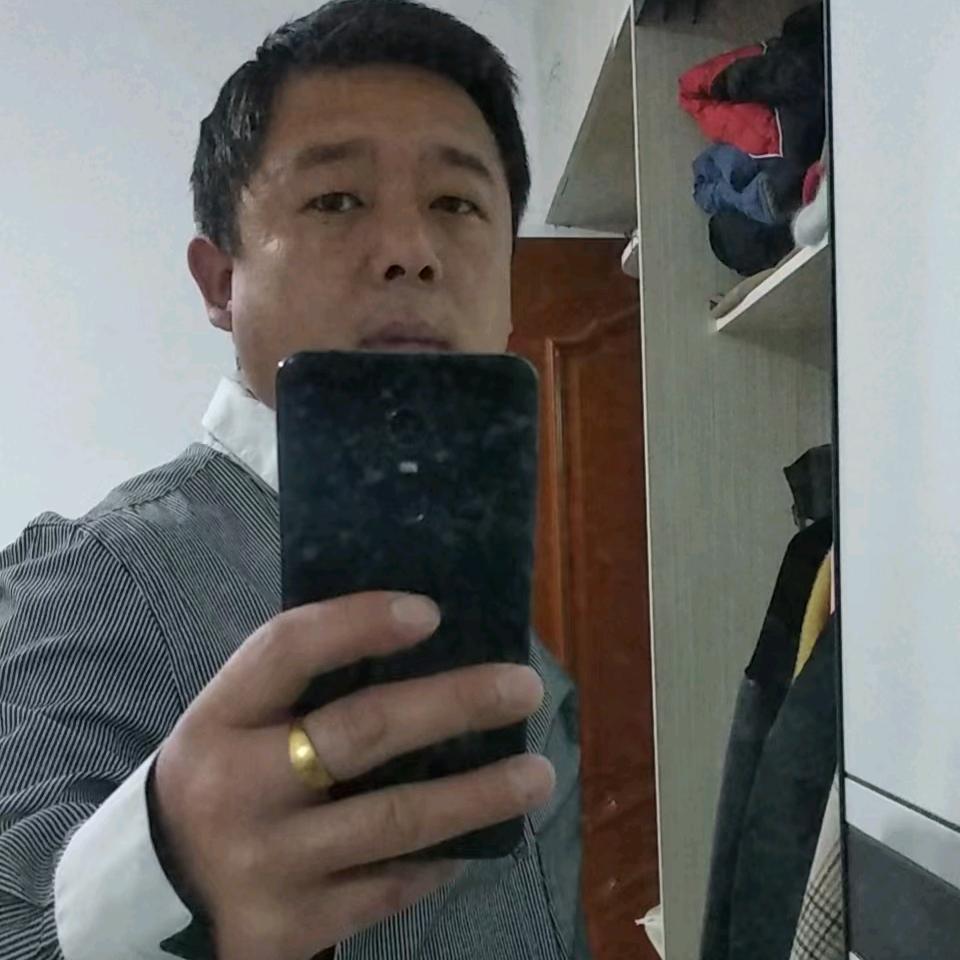 陈铭