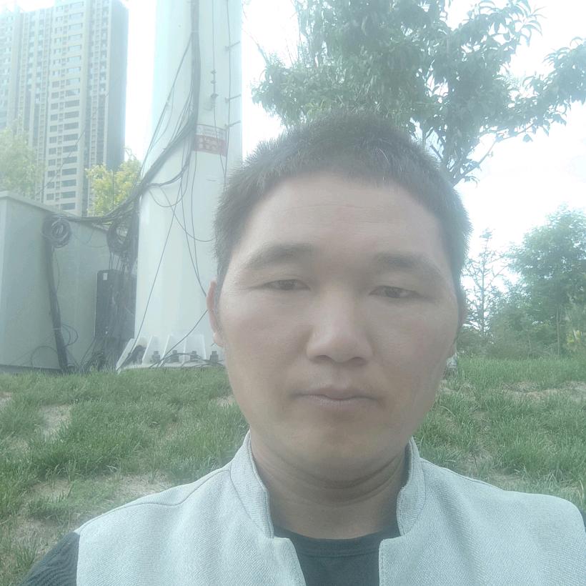 珠街镇小渔沟村收废品