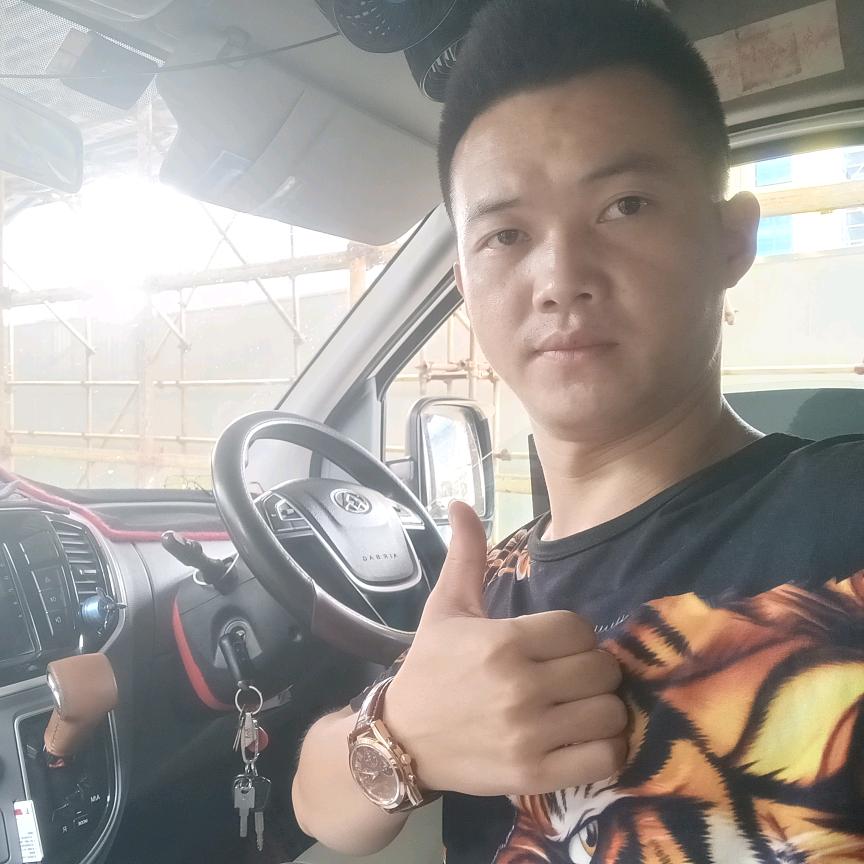 顺辰旅游客运车队  杨先生