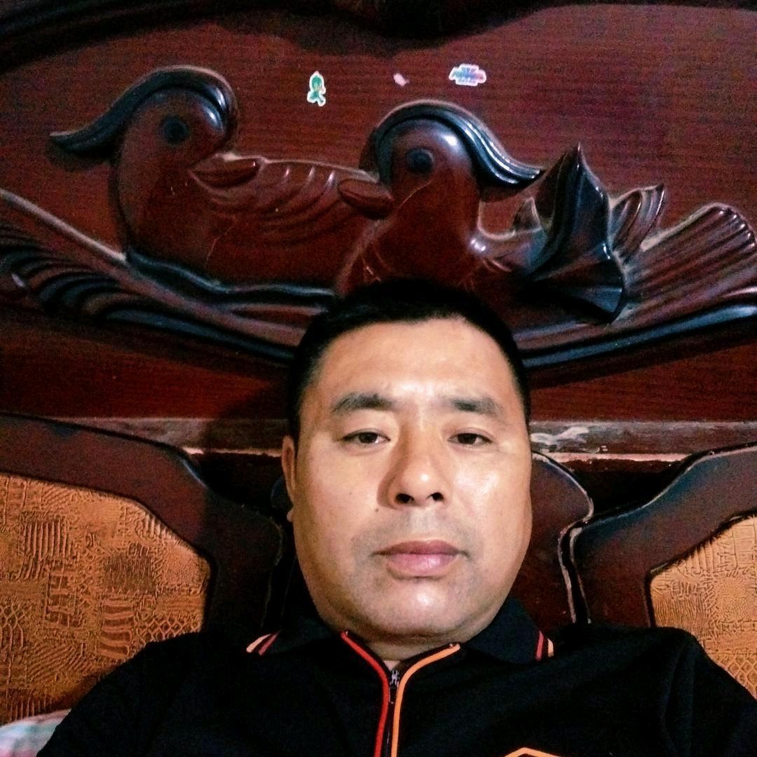 龙行天下