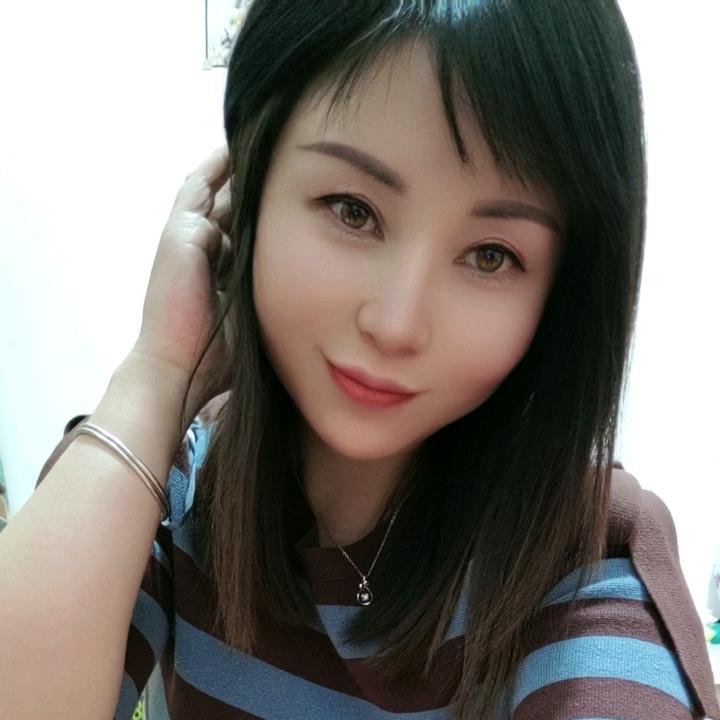 莲莲