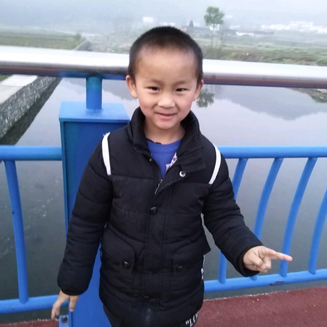 方圣兰的孙子庞旺辰