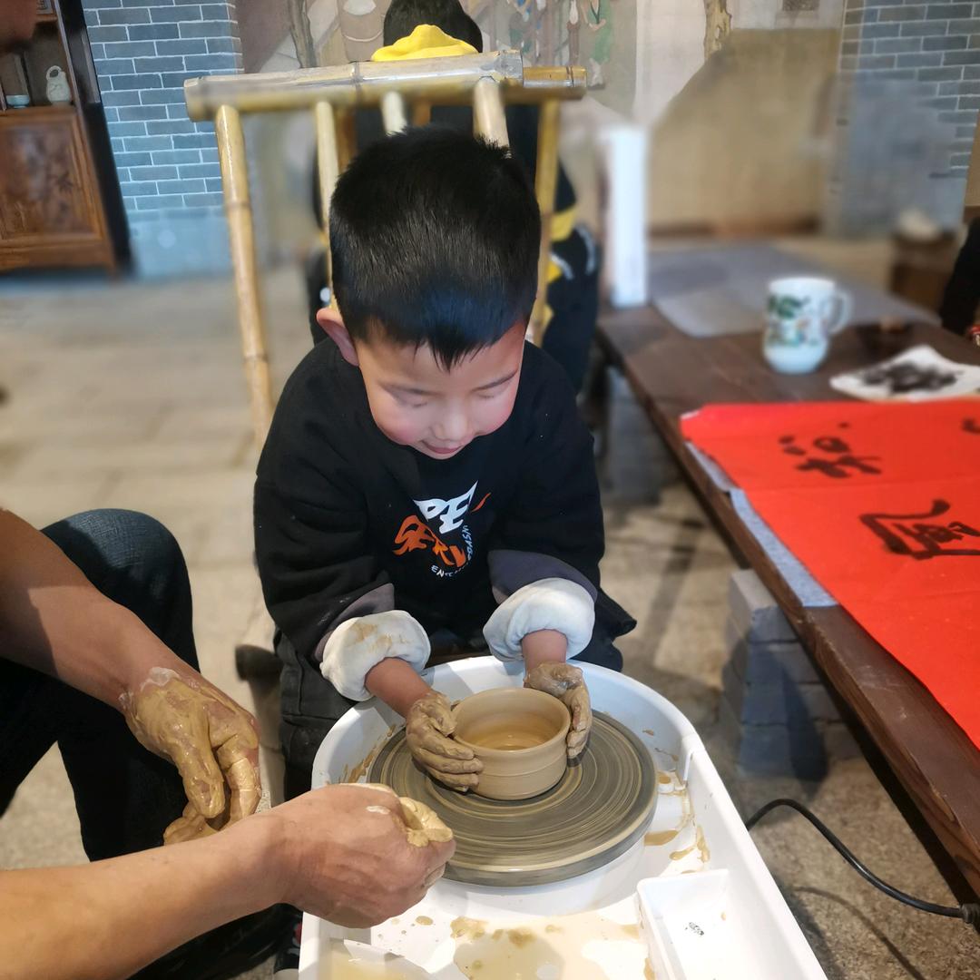 龙新鸣睿