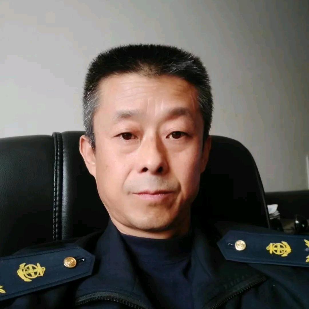 峰哥🌻🌻😊😊